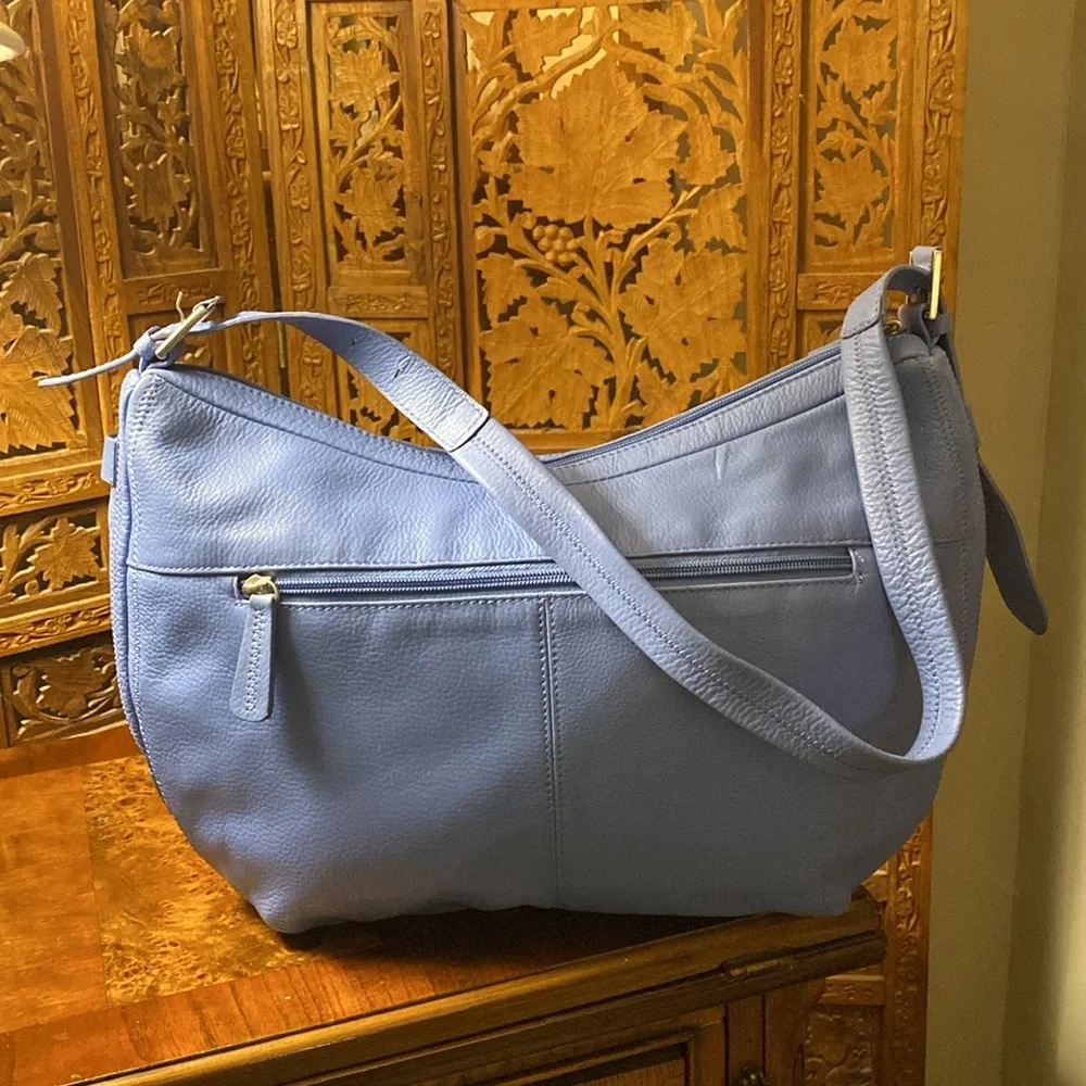Stone Mountain NWOT Sapphire Blue Pebbled Leather Hobo Shoulder Bag Wedding